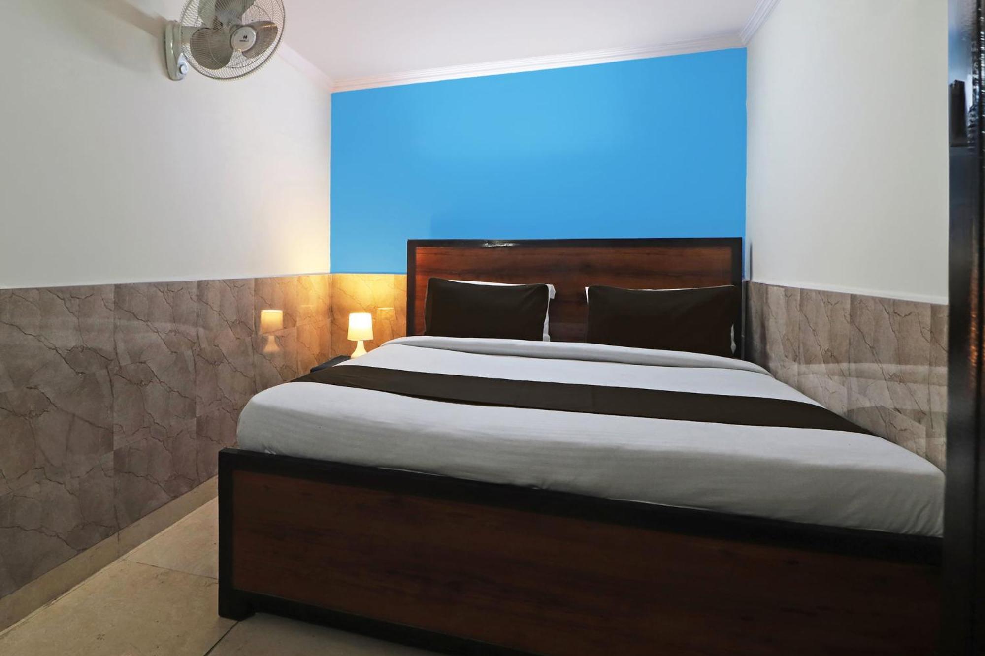 ניו דלהי Hotel O Bluemoon Inn, South Campus מראה חיצוני תמונה