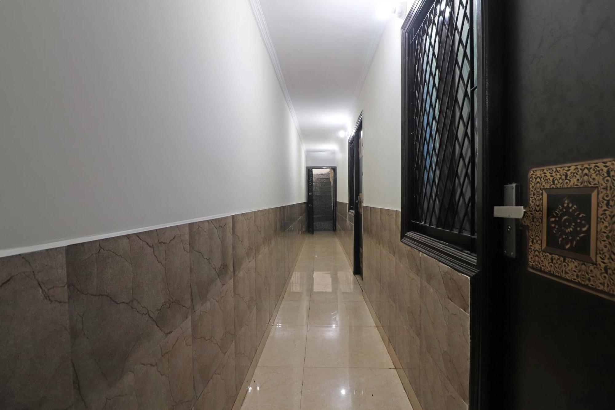 ניו דלהי Hotel O Bluemoon Inn, South Campus מראה חיצוני תמונה