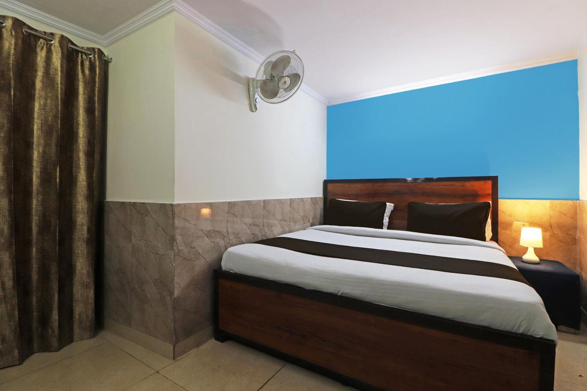 ניו דלהי Hotel O Bluemoon Inn, South Campus מראה חיצוני תמונה