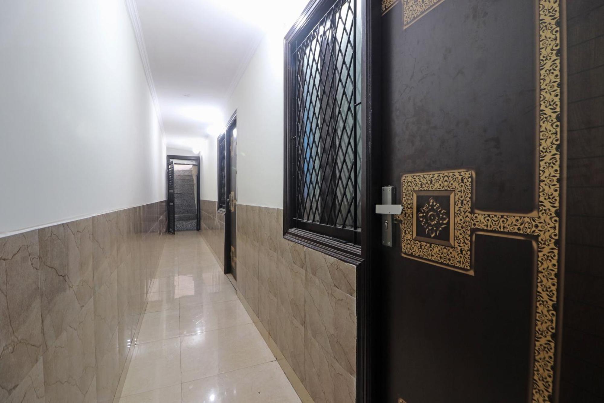 ניו דלהי Hotel O Bluemoon Inn, South Campus מראה חיצוני תמונה