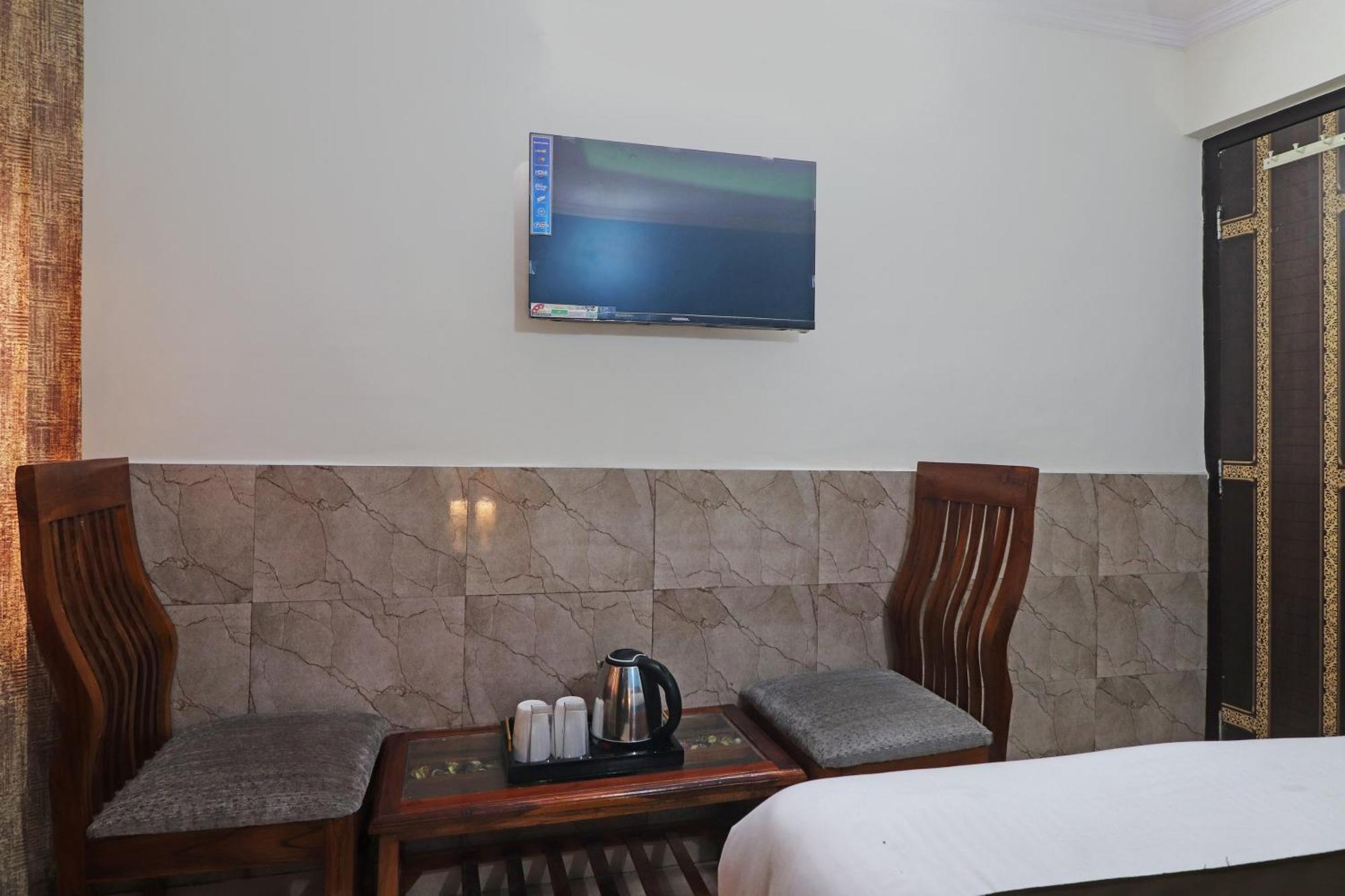 ניו דלהי Hotel O Bluemoon Inn, South Campus מראה חיצוני תמונה